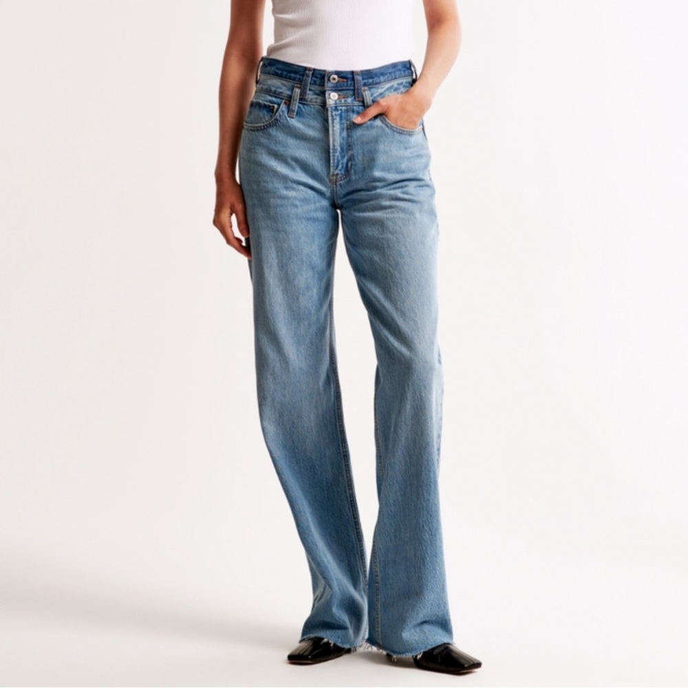 Abercrombie & Fitch the loose high rise double waistband jeans